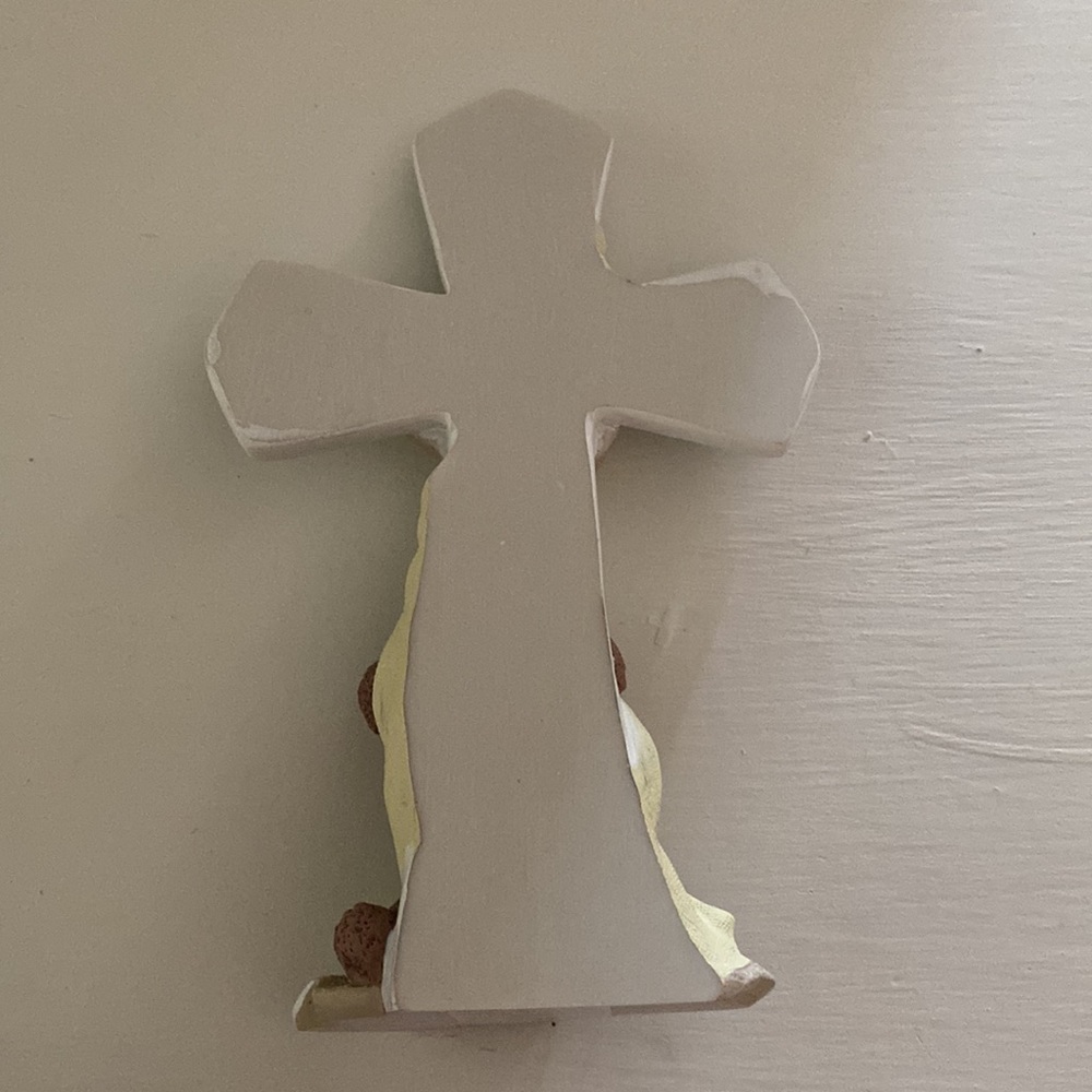 Precious Moments #203104 Jesus Loves Me Cross with Bear - Picture 4 of 6